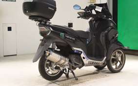 YAMAHA TRICITY 125 2009