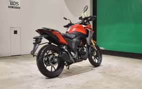 HONDA CB200X