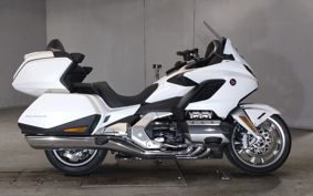 HONDA GL1800 TOUR DCT SC79