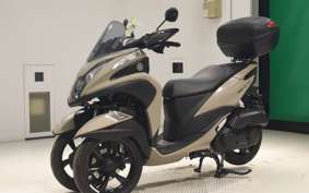 YAMAHA TRICITY 155
