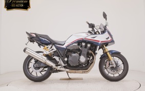 HONDA CB1300SB SUPER BOLDOR SP 2021 SC54