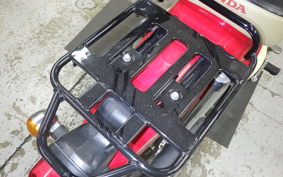 HONDA C110 SUPER CUB 2000 JA44