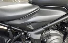 TRIUMPH TRIDENT 660 2021
