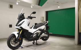 HONDA X-ADV 750 2024 RH21