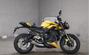 TRIUMPH  TRIUMPH  STREET  TRIPLE RS HDA614