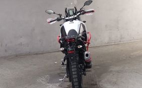 YAMAHA TENERE 700 DM09J