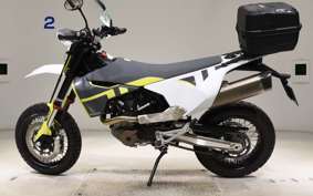 HUSQVARNA 701SM 2025