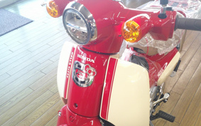 HONDA SUPER CUB 110 HELLOKITTY JA59