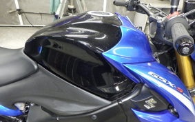 SUZUKI GSX-S 1000 2018 GT79B