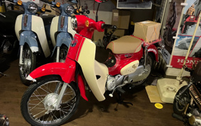 HONDA SUPER CUB 50 HELLOKITTY AA09