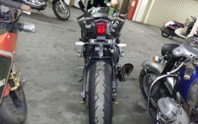 YAMAHA YZF-R6 2019
