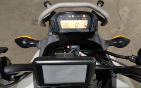 HONDA NC700X DCT RC63