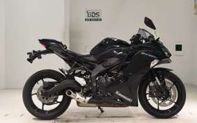 KAWASAKI ZX-25R 2022 ZX250E