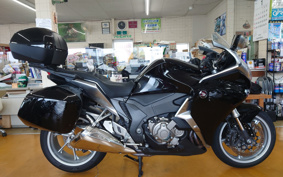 HONDA VFR1200F DCT 2011 SC63