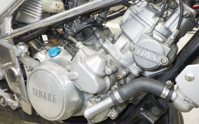 YAMAHA SDR200 2020 2TV