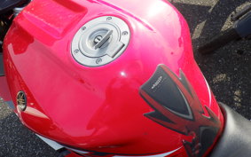 YAMAHA YZF-R1 2002