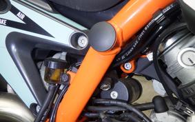 KTM 890 DUKE 2022