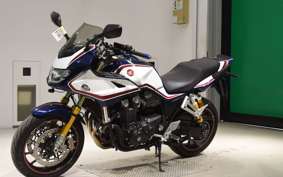 HONDA CB1300SB SUPER BOLDOR SP 2023 SC54