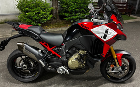 DUCATI  DUCATI M STRADA V4 PIE KUSUPI-KU 2023 6A00