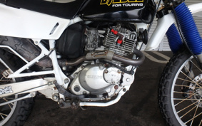 SUZUKI DJEBEL200 SH42A