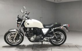 HONDA CB1100 2010 SC65