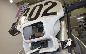 HONDA CRM250R3 MD24