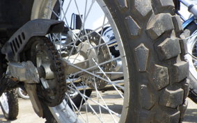 YAMAHA SEROW 225 Gen.3 4JG