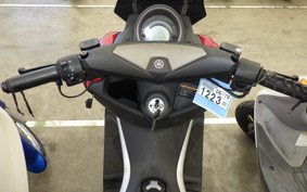 YAMAHA N-MAX SE86J