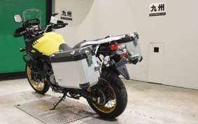 SUZUKI DL650 ( V-Strom 650 ) XTA 2018 C733A