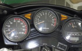 YAMAHA XJ750 E 1983 29R
