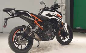 KTM 125 DUKE 2021