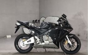 HONDA CBR600RR 2004 PC37