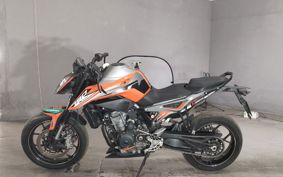 KTM 790 DUKE TU640