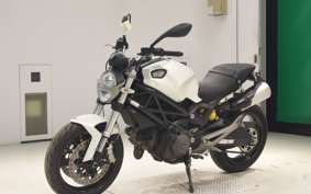 DUCATI MONSTER 696 2011