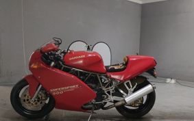 DUCATI  DUCATI 900SS ..
