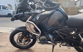 BMW R1250GS ADVENTURE 2023 0M11