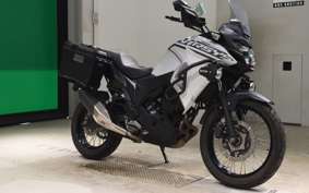 KAWASAKI VERSYS X250Aﾂｱﾗｰ LE250D