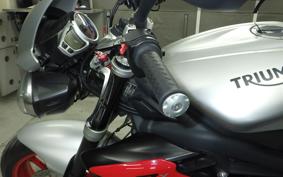 TRIUMPH STREET TRIPLE RX 2015