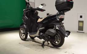 YAMAHA TRICITY 125 SE82J