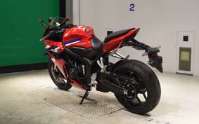 HONDA CBR650R E-Clutch 2025 RH17