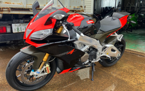 APRILIA RSV4 FACTORY 2010 ZD4RK