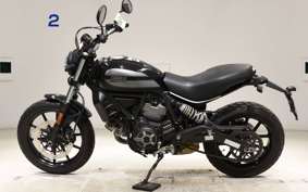 DUCATI SCRAMBLER SIXTY2 2016
