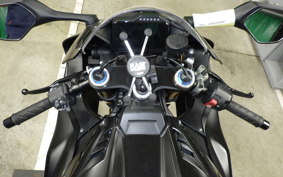 HONDA CBR1000RR R 2022 SC82