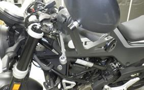 HUSQVARNA SVARTPILEN 401 2020