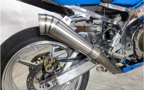 KAWASAKI ZX900R NINJA 2002 00F006