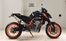 KTM 890 DUKE R 2023