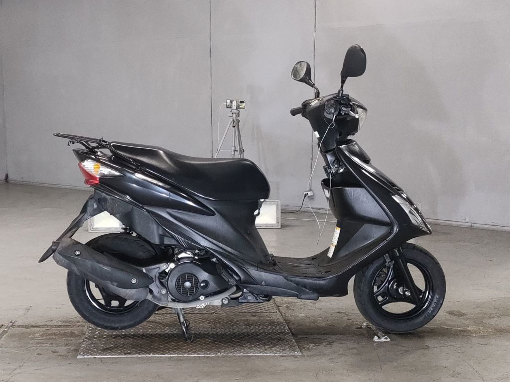 Фото Suzuki ADDRESS V125 с японского аукциона