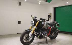 BMW R NINE T 2023