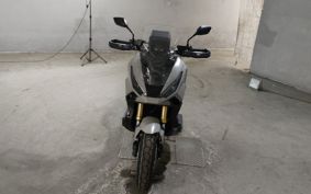 HONDA X-ADV 750 2025 RH21