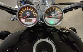 TRIUMPH ROCKET3 2005 TLC103